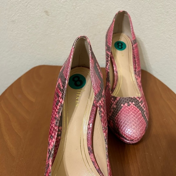 Cole Haan Pink Leather Nike Air Snakeskin Print Chelsea Pink Heel Women's Size 8 - Picture 8 of 12